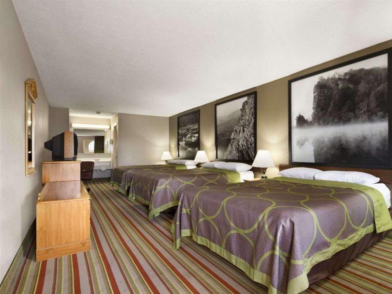 Super 8 By Wyndham Fort Chiswell Wytheville Area Max Meadows Exteriér fotografie